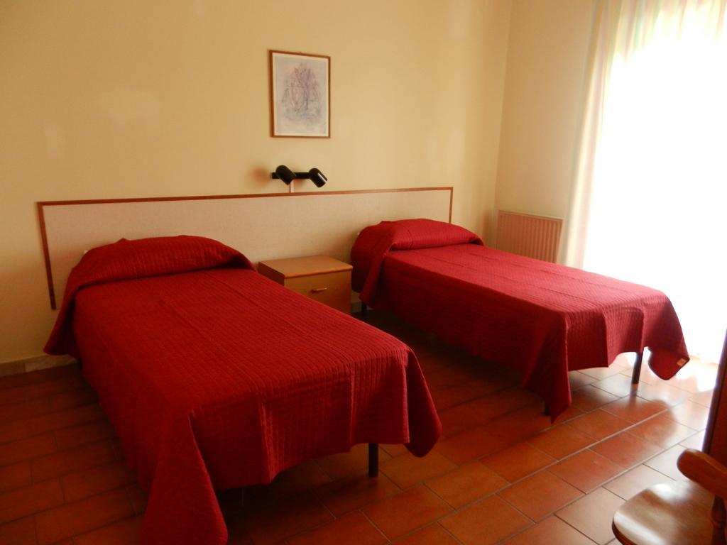 Villa Collina Giardini Naxos Cameră foto