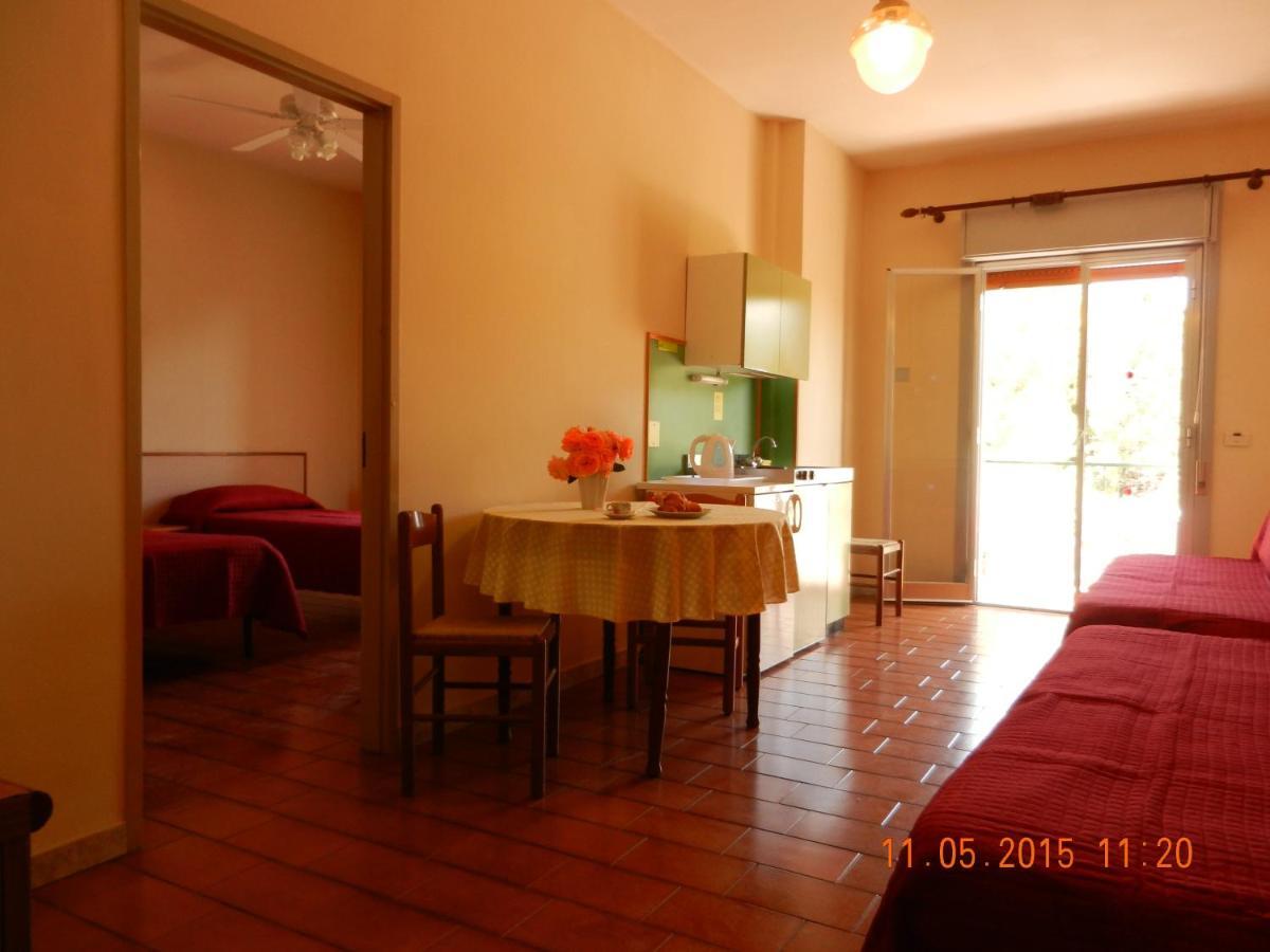 Villa Collina Giardini Naxos Cameră foto